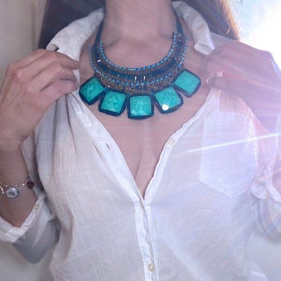 Turquoise Water Queen Chunky Statement Necklace - Picture 1 of 4